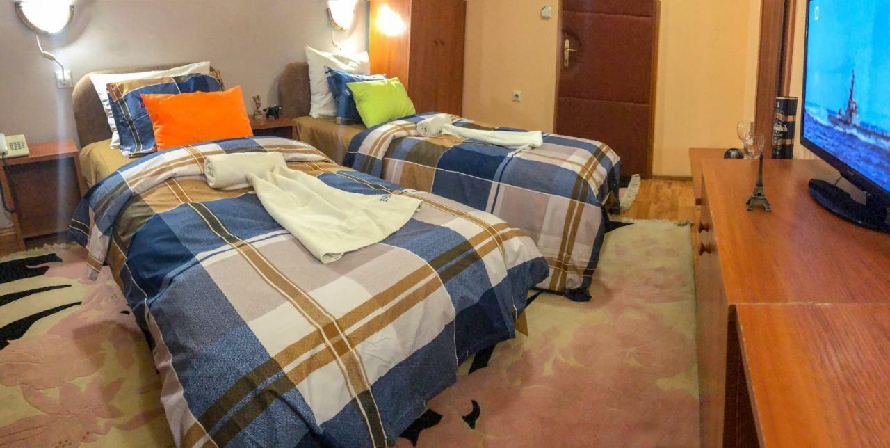 Hotel Square スコピエ エクステリア 写真